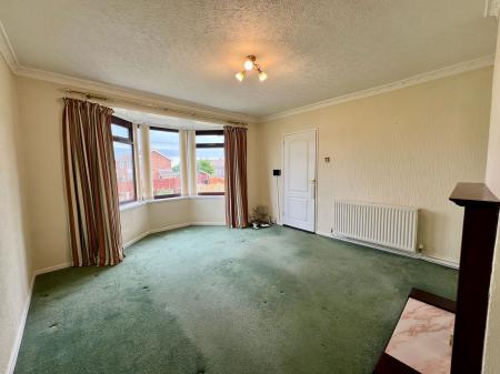 4 bedroom Terraced House for sale in Tennyson Avenue, Grantham, NG31