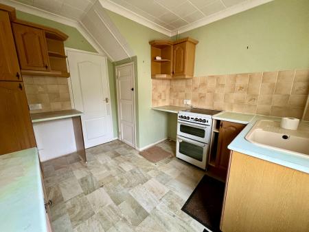 4 bedroom Terraced House for sale in Tennyson Avenue, Grantham, NG31