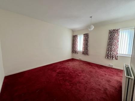 4 bedroom Terraced House for sale in Tennyson Avenue, Grantham, NG31