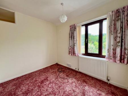 4 bedroom Terraced House for sale in Tennyson Avenue, Grantham, NG31