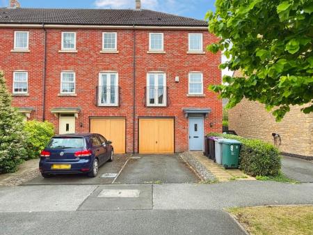 4 bedroom Terraced House for sale in Watt Avenue, Colsterworth, NG33