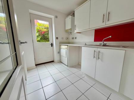 4 bedroom Terraced House for sale in Watt Avenue, Colsterworth, NG33