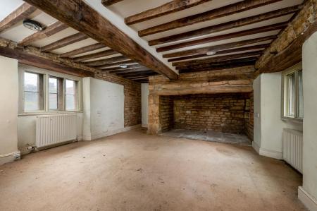 4 bedroom Detached house for sale in Blacksmith Lane, Welby, NG32