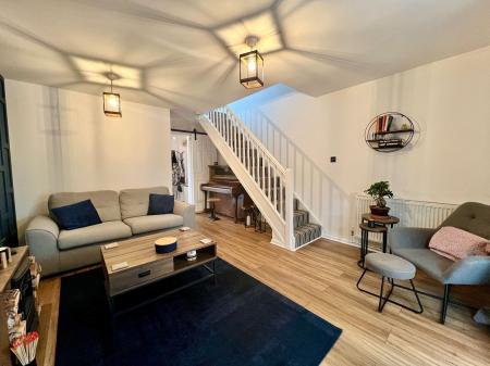 2 bedroom Semi-detached house for sale in Wentworth Drive, Grantham, NG31