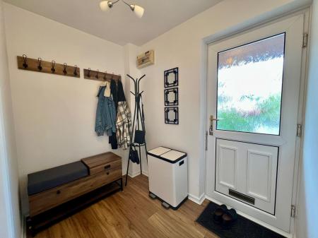 2 bedroom Semi-detached house for sale in Wentworth Drive, Grantham, NG31