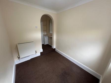 3 bedroom Terraced House to let in Ladysmith Terrace, Gonerby Hill Foot, NG31