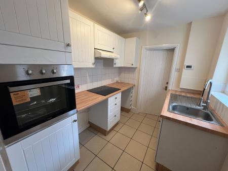 3 bedroom Terraced House to let in Ladysmith Terrace, Gonerby Hill Foot, NG31