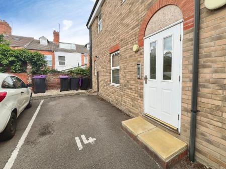 2 bedroom Flat for sale in Avenue Road, Montanari Court Avenue Road, NG31