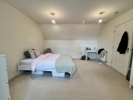 2 bedroom Flat for sale in Avenue Road, Montanari Court Avenue Road, NG31