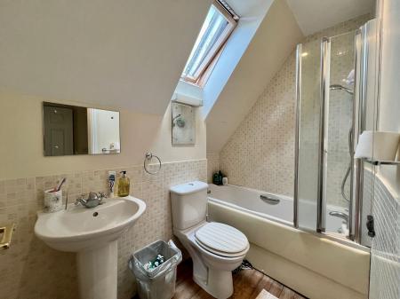 2 bedroom Flat for sale in Avenue Road, Montanari Court Avenue Road, NG31