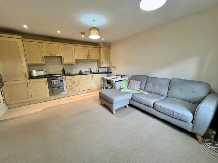 2 bedroom Flat for sale in Avenue Road, Montanari Court Avenue Road, NG31