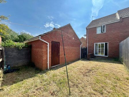2 bedroom Semi-detached house for sale in Cavendish Way, Grantham, NG31