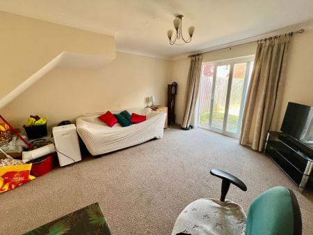 2 bedroom Semi-detached house for sale in Cavendish Way, Grantham, NG31