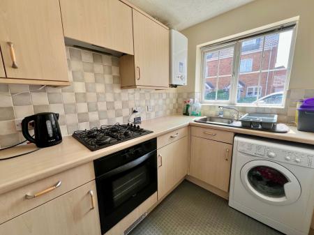 2 bedroom Semi-detached house for sale in Cavendish Way, Grantham, NG31