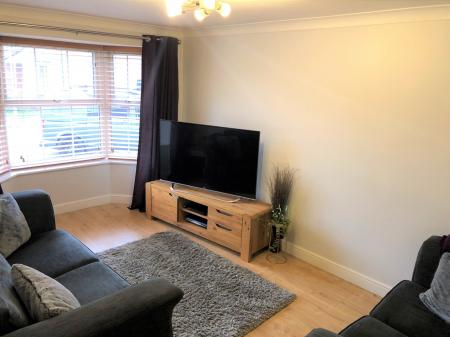 3 bedroom Detached house to let in Bell Close, Gonerby Hill Foot, NG31