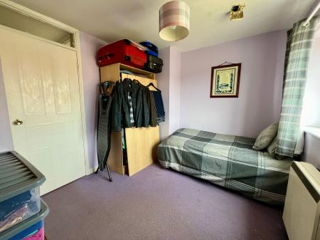 2 bedroom Semi-detached house for sale in Carlisle Close, Grantham, NG31