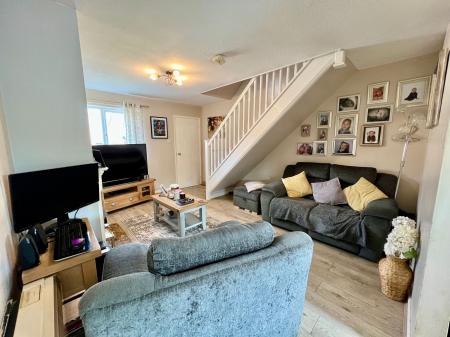 2 bedroom Semi-detached house for sale in Carlisle Close, Grantham, NG31