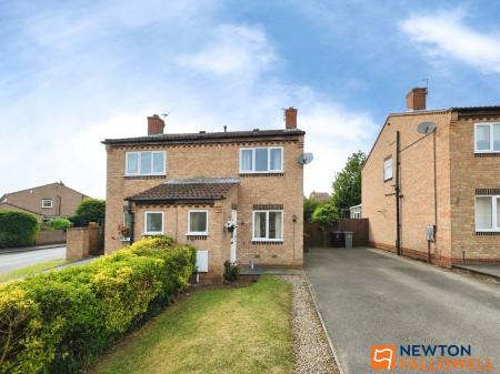 2 bedroom Semi-detached house for sale in Carlisle Close, Grantham, NG31