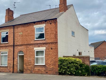 3 bedroom End of terrace house for sale in SOLD BY NEWTON FALLOWELL - Springfield Road