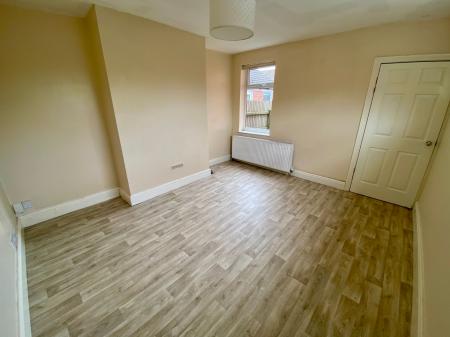 3 bedroom End of terrace house for sale in SOLD BY NEWTON FALLOWELL - Springfield Road