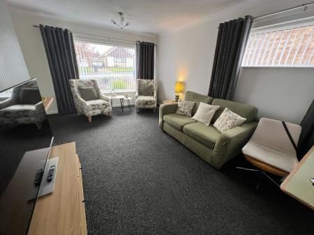 2 bedroom Detached bungalow to let in High Meadow, Grantham, NG31
