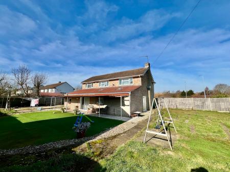5 bedroom Detached house for sale in Harlaxton Road, Grantham, NG31