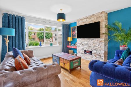 4 bedroom Detached house for sale in Park Road, Allington, NG32
