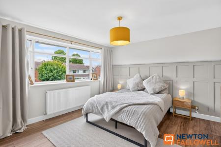 4 bedroom Detached house for sale in Park Road, Allington, NG32