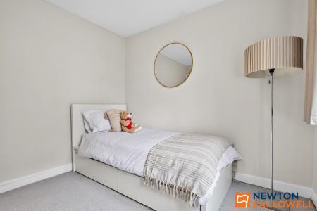 4 bedroom Detached house for sale in Park Road, Allington, NG32