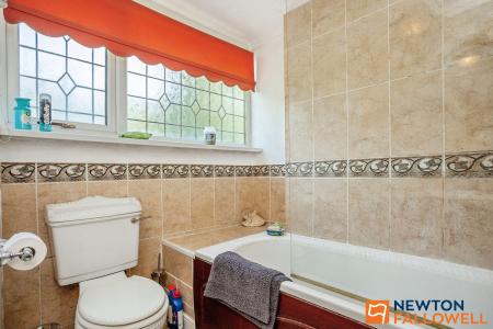 3 bedroom Detached house for sale in Welby Gardens, Grantham, NG31