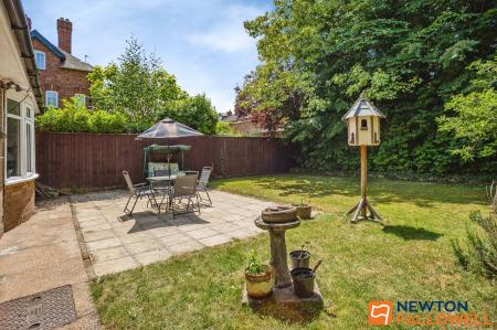 3 bedroom Detached house for sale in Welby Gardens, Grantham, NG31