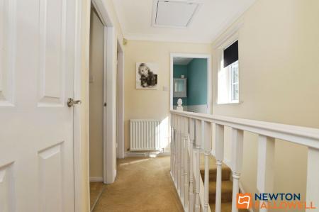 3 bedroom Semi-detached house for sale in Winchester Road, Grantham, NG31