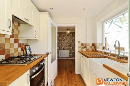 3 bedroom Semi-detached house for sale in Winchester Road, Grantham, NG31