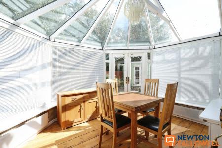 3 bedroom Semi-detached house for sale in Winchester Road, Grantham, NG31