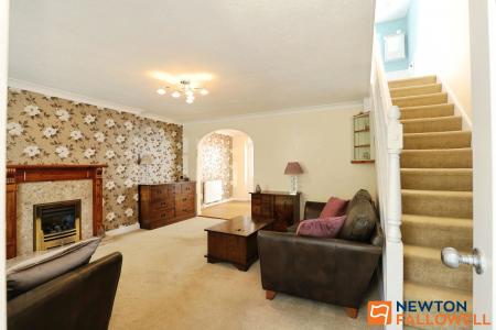 3 bedroom Semi-detached house for sale in Winchester Road, Grantham, NG31