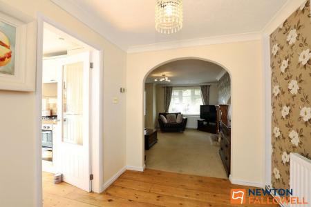 3 bedroom Semi-detached house for sale in Winchester Road, Grantham, NG31