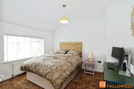 2 bedroom Terraced House for sale in Cowes Road, Grantham, NG31