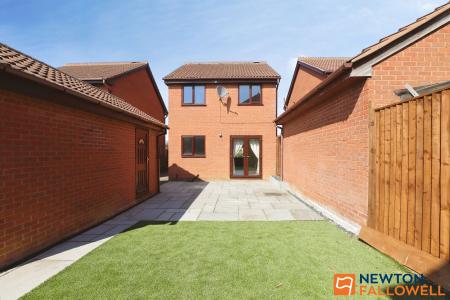 3 bedroom Detached house for sale in Regency Gardens, Grantham, NG31