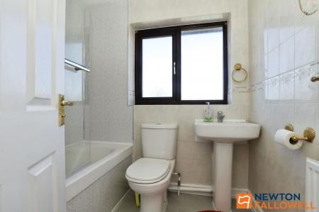 3 bedroom Detached house for sale in Regency Gardens, Grantham, NG31