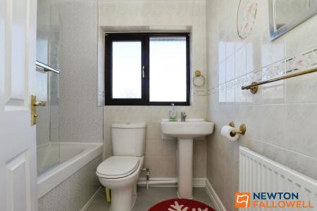 3 bedroom Detached house for sale in Regency Gardens, Grantham, NG31