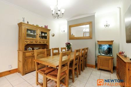 3 bedroom End of terrace house for sale in South Parade, Grantham, NG31