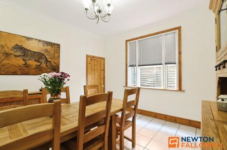 3 bedroom Terraced House for sale in South Parade, Grantham, NG31