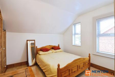 3 bedroom Terraced House for sale in South Parade, Grantham, NG31