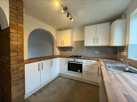 2 bedroom End of terrace house to let in Hazelwood Drive, Gonerby Hill Foot, NG31