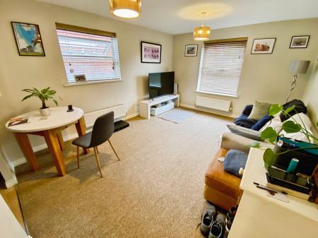 2 bedroom Apartment for sale in Hathersage Close, Grantham, NG31
