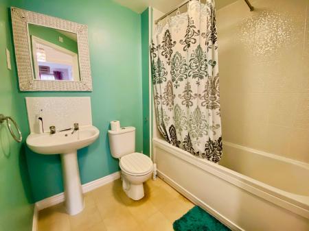2 bedroom Apartment for sale in Hathersage Close, Grantham, NG31