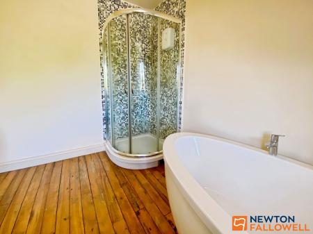 4 bedroom Detached house for sale in Ermine Street, Ancaster, NG32