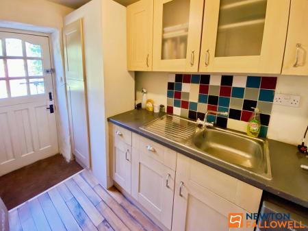 4 bedroom Detached house for sale in Ermine Street, Ancaster, NG32