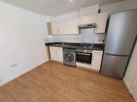 2 bedroom Terraced House to let in Becketts Close, Grantham, NG31