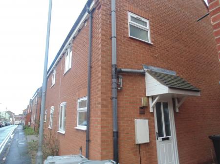 2 bedroom Terraced House to let in Brewery Hill, Grantham, NG31